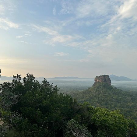 Sigiri Corridor Home Stay Sigiriya Eksteriør bilde